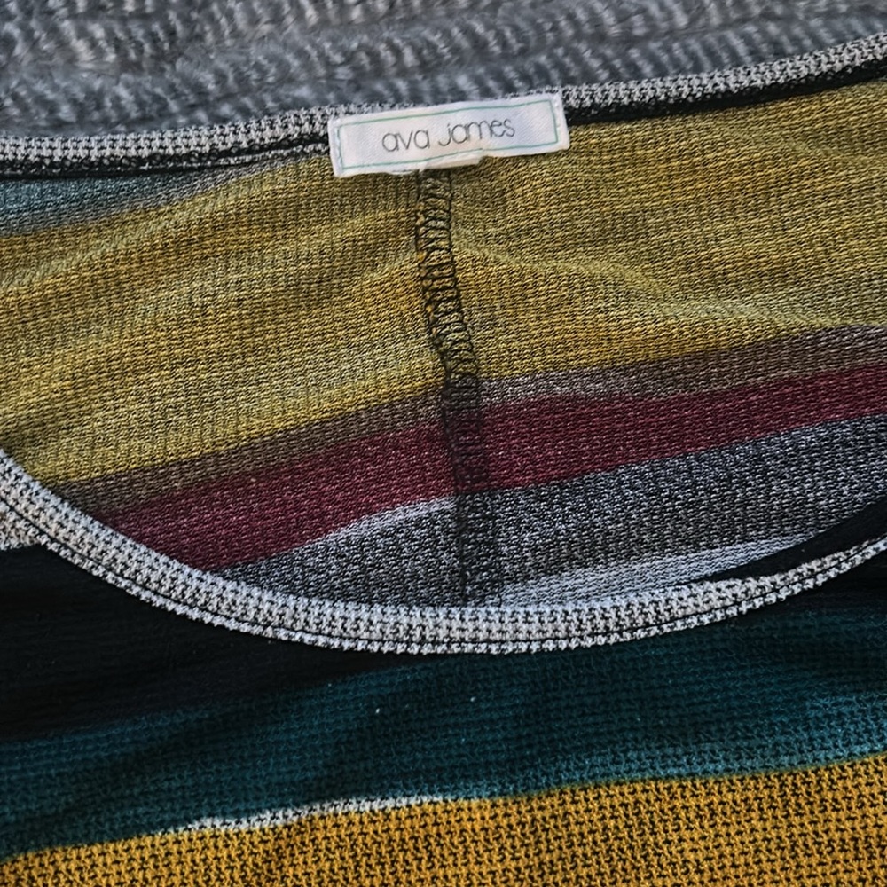 Women’s blouse - Picture 3 of 3